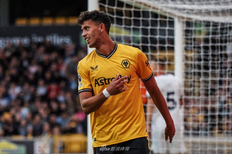 这位超级巨 这位超级巨