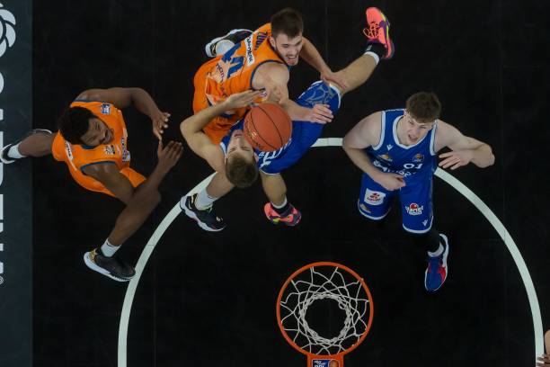 战术上的调 战术上的调