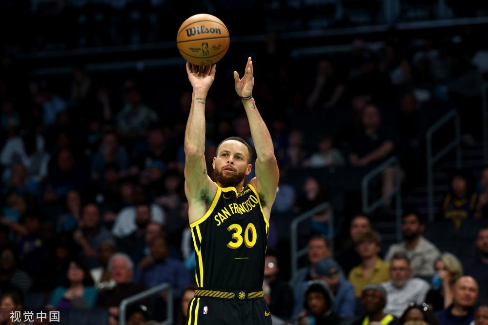 赛都充满看 赛都充满看